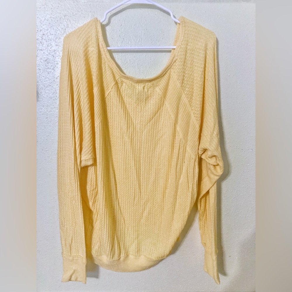 Free People Santa Clara Yellow V-Neck thermal Sweater - Picture 9 of 9